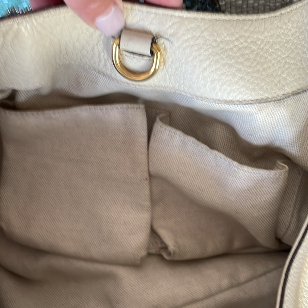 Gorgeous Gucci bag! - Picture 8 of 11